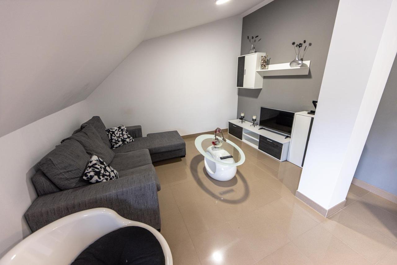 Apartamento Ponte Camariñas Εξωτερικό φωτογραφία